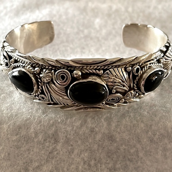 Onyx & Sterling Cuff Bracelet - Picture 1 of 5